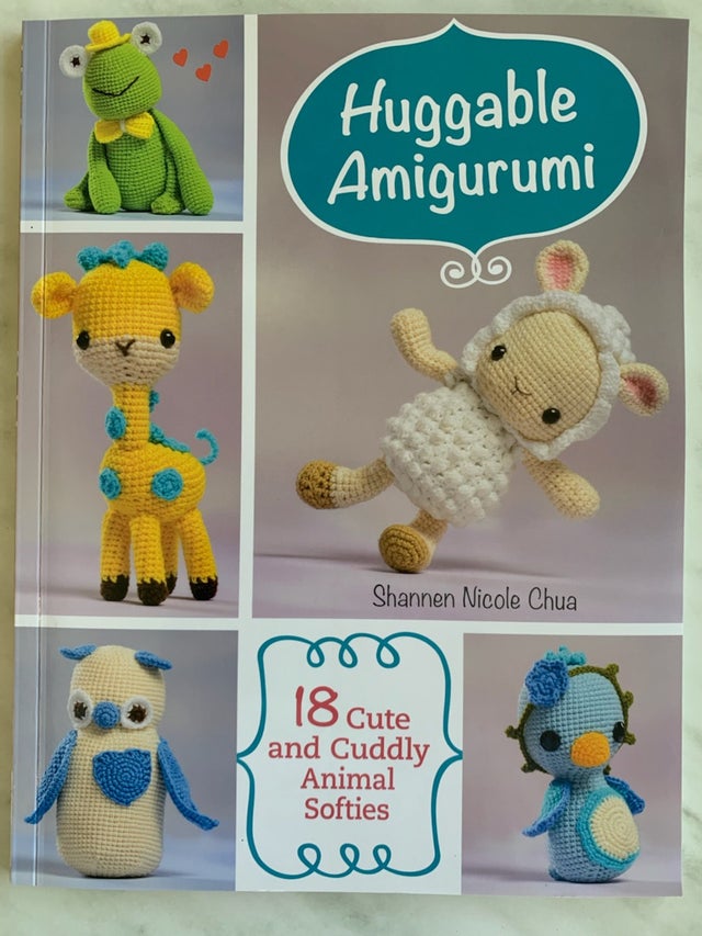 Huggable Amigurumi: 18 Cute and Cuddly Animal Softies [Book]